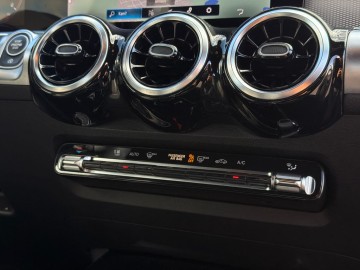 Mercedes-Benz GLB 200 d 4MATIC (foto 29)