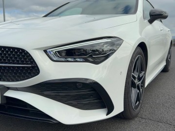 Mercedes-Benz CLA 180 d (foto 8)