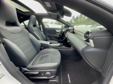 Mercedes-Benz CLA 180 d (foto 9)