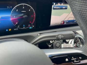 Mercedes-Benz CLA 180 d (foto 19)