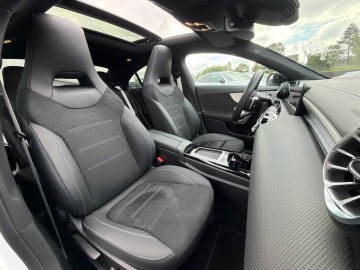 Mercedes-Benz CLA 180 d (foto 28)