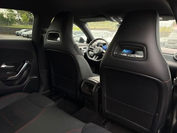 Mercedes-Benz CLA 250 e AMG Shooting Brake (foto 26)