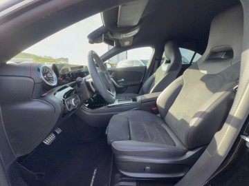 Mercedes Benz CLA 200 d kupé AMG Style Edition (foto 14)