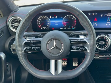 Mercedes Benz CLA 200 d kupé AMG Style Edition (foto 16)
