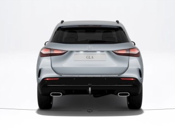 Mercedes-Benz GLA 200 d 4MATIC Edition 140 Years (foto 4)