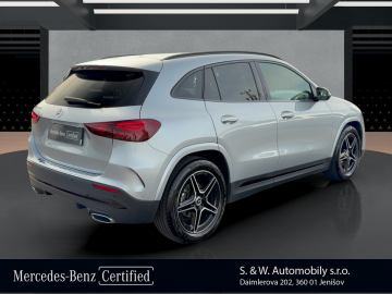 Mercedes-Benz GLA 200 d 4MATIC AMG Style Edition (foto 4)