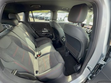 Mercedes-Benz GLA 200 d 4MATIC AMG Style Edition (foto 10)