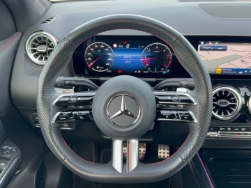 Mercedes-Benz GLA 200 d 4MATIC AMG Style Edition (foto 16)