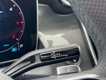 Mercedes-Benz GLC 220 (foto 19)