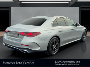 Mercedes-Benz E 220 d 4MATIC (foto 4)