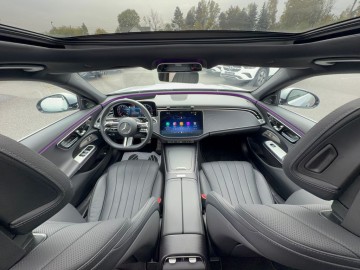 Mercedes-Benz E 220 d 4MATIC (foto 15)