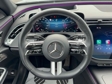 Mercedes-Benz E 220 d 4MATIC (foto 16)