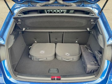 Mercedes-Benz A 250 e (foto 12)