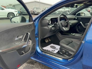 Mercedes-Benz A 250 e (foto 22)