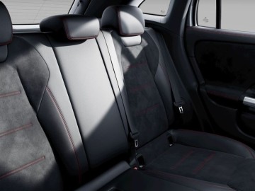 Mercedes-Benz GLA 180 d Edition 140 Years (foto 7)