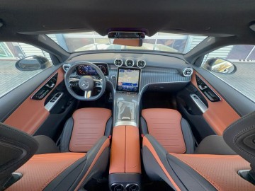 Mercedes-Benz GLC 220 d 4MATIC (foto 15)