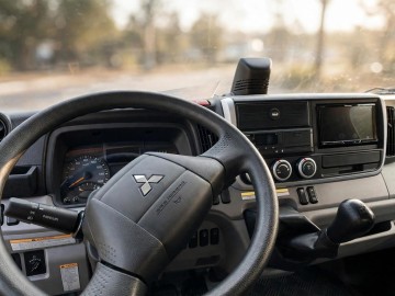Mitsubishi Fuso Canter FUSO Canter 7C18 (foto 5)