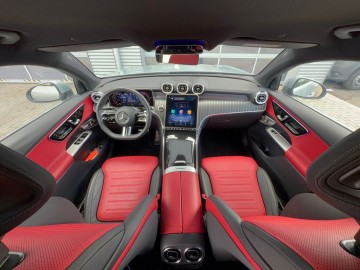 Mercedes-Benz GLC 300 de 4MATIC kupé (foto 15)