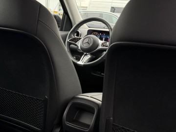 Mercedes-Benz  GLB 180 d (foto 26)