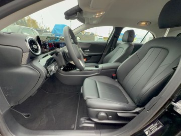 Mercedes-Benz A 200 (foto 14)
