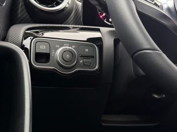 Mercedes-Benz A 200 (foto 20)