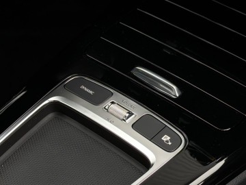 Mercedes-Benz A 200 (foto 28)
