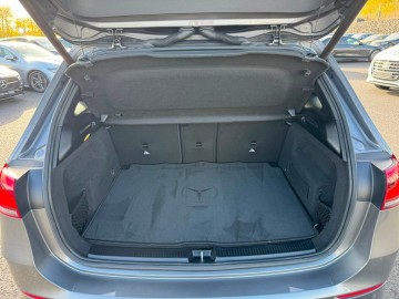 Mercedes-Benz B 180d (foto 21)