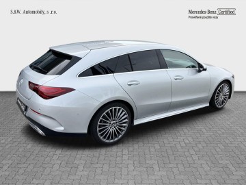 Mercedes-Benz CLA 200d Shooting Brake (foto 4)