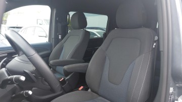 Mercedes-Benz EQV 300 L FWD (foto 12)