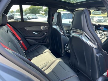 Mercedes-Benz AMG C 43 kombi (foto 13)