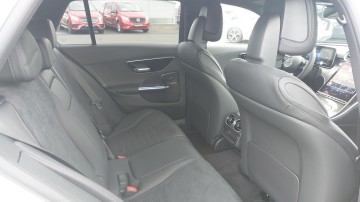 Mercedes-Benz C 300de 4MATIC kombi (foto 13)