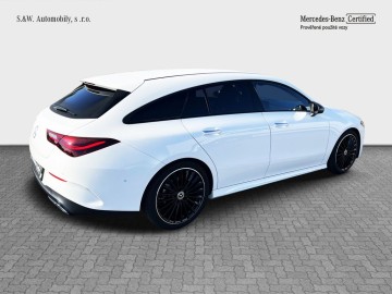 Mercedes-Benz CLA 200 d Shooting Brake (foto 4)