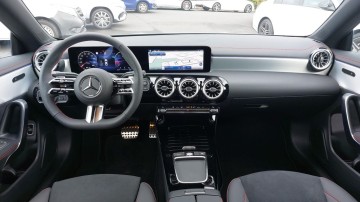 Mercedes-Benz CLA 200 d kupé AMG Style Ed. (foto 17)