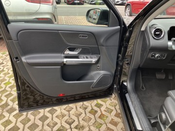 Mercedes-Benz GLB 180 d (foto 8)