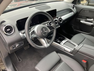 Mercedes-Benz GLB 180 d (foto 12)