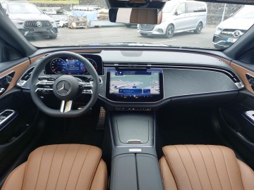 Mercedes-Benz E 220 d 4MATIC (foto 10)