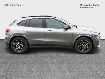 Mercedes-Benz GLA 220 d 4MATIC (foto 5)