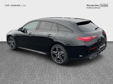 Mercedes-Benz CLA 200 d Shooting Brake (foto 2)