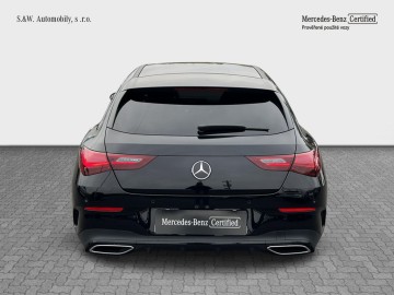 Mercedes-Benz CLA 200 d Shooting Brake (foto 3)