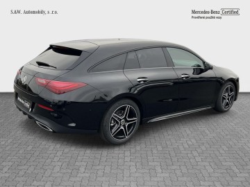 Mercedes-Benz CLA 200 d Shooting Brake (foto 4)